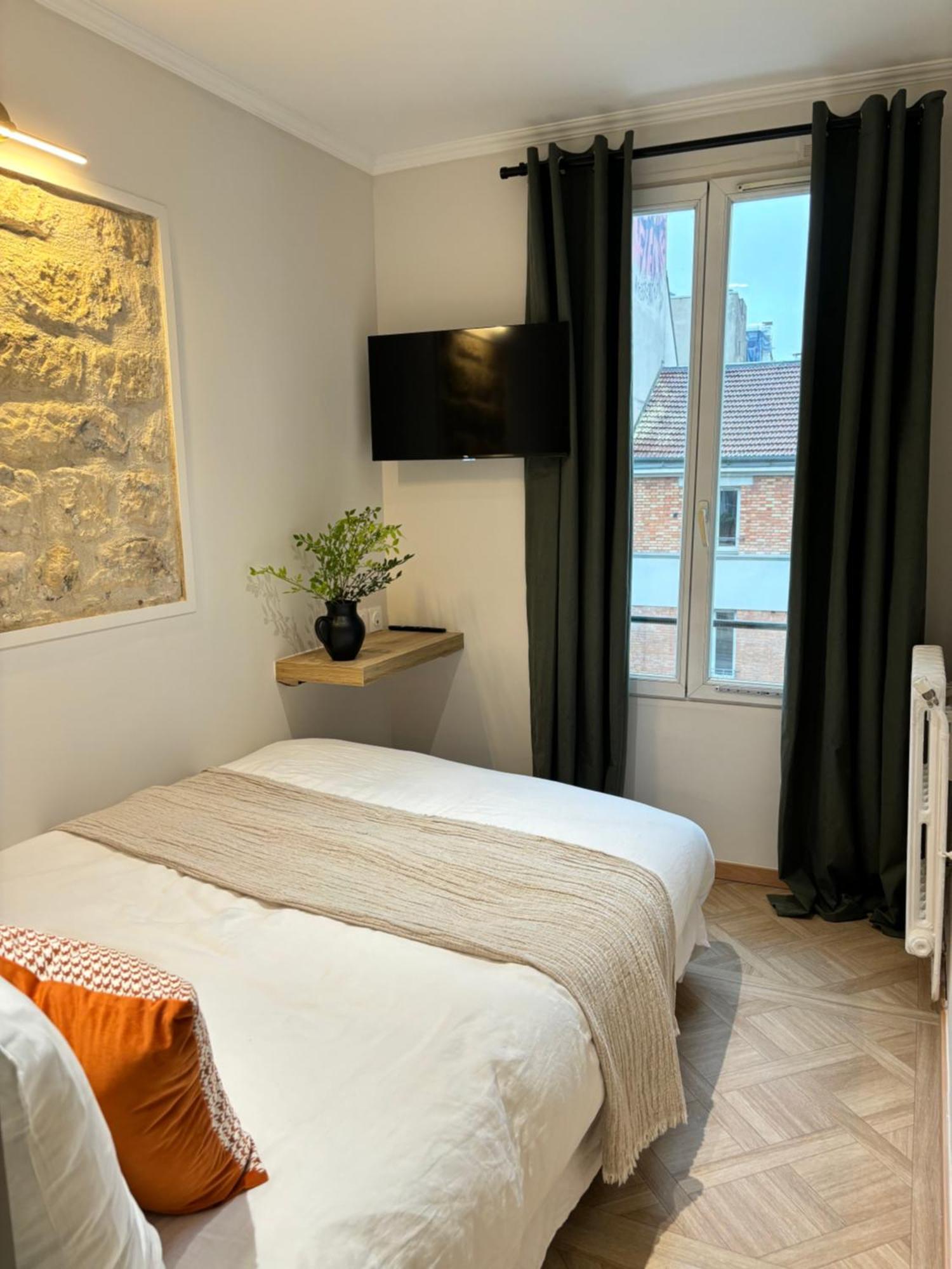 Hotel Paris Amore Екстериор снимка